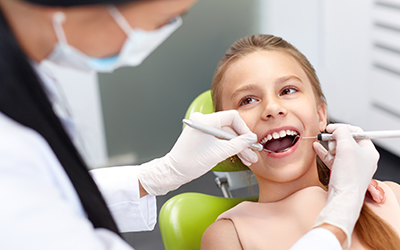 Child dentist visit